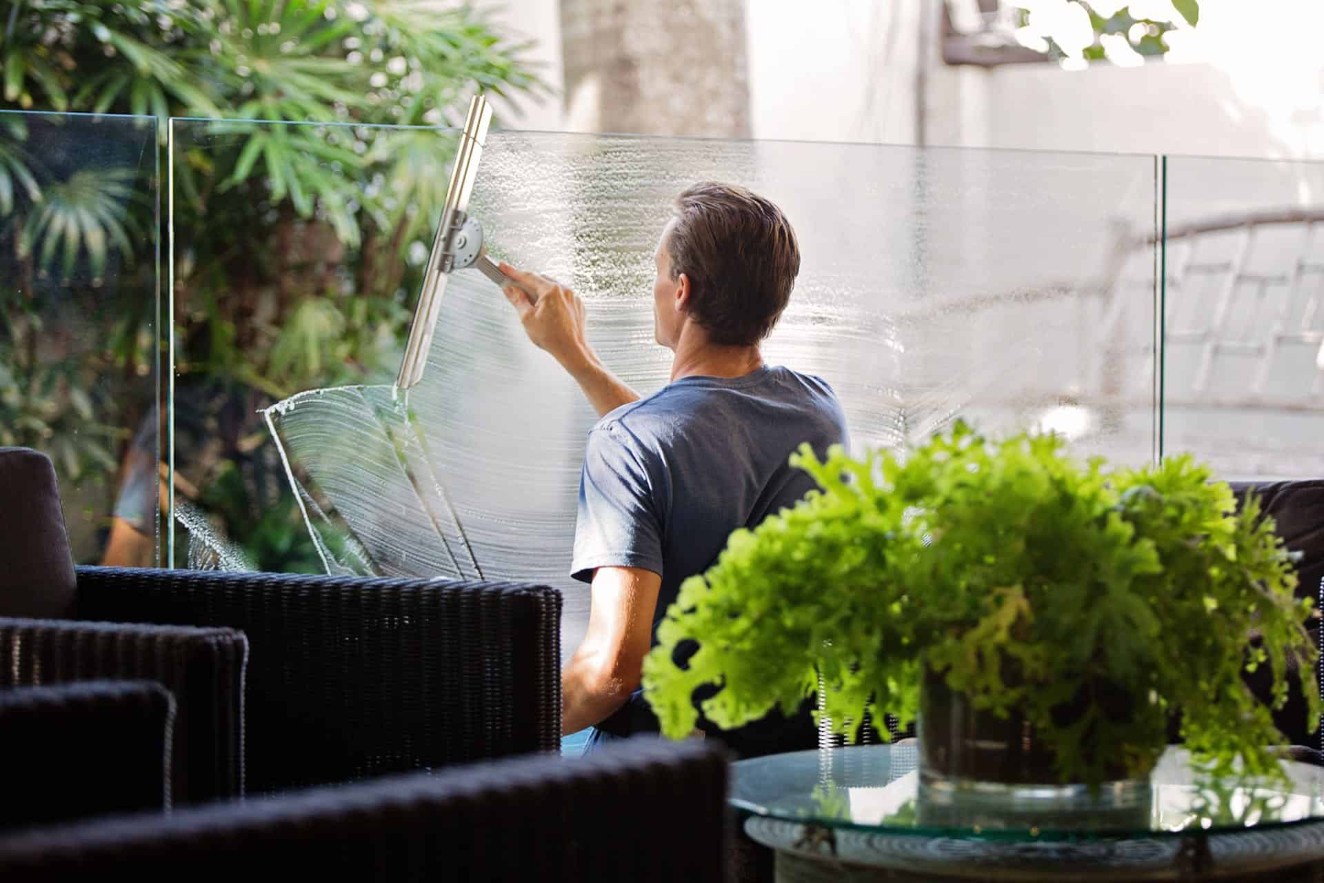 Power washing and window cleaning Power washing and window cleaning