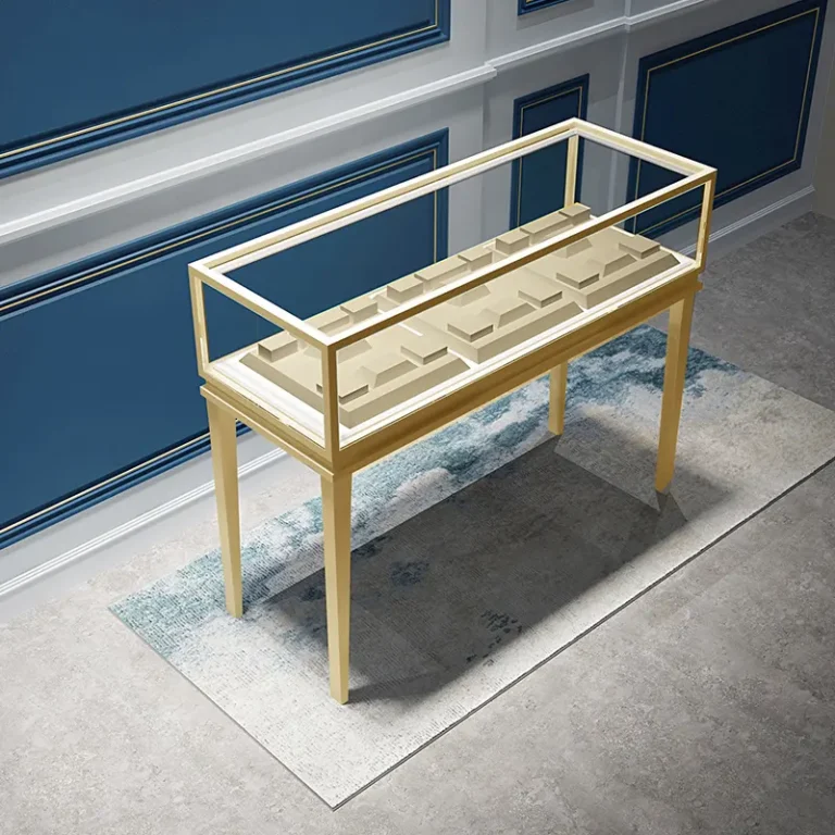 What Do You Put in a Display Cabinet?