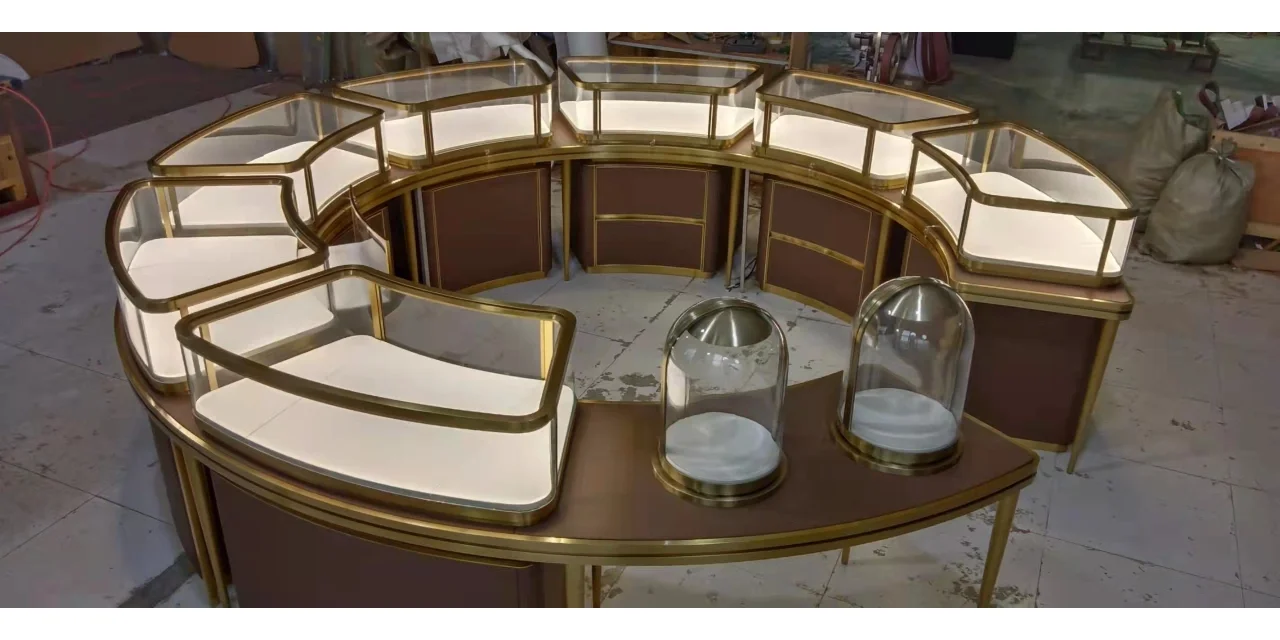 Magasin d'optique et de bijouterie Cas 5 Magasin d'optique et de bijouterie Cas 5
