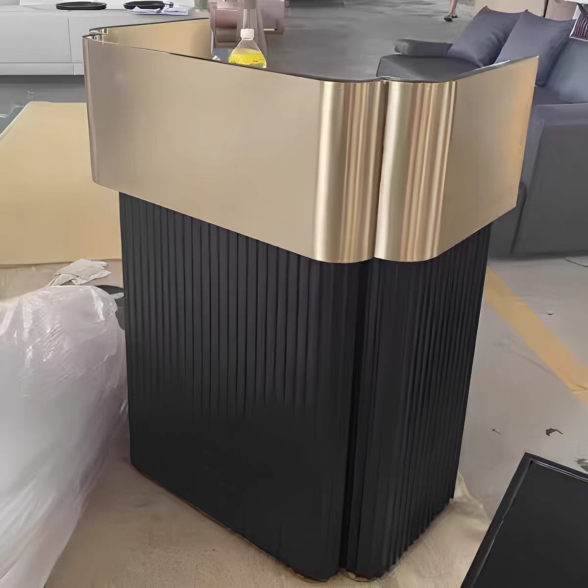 黑色凹槽接待前台製造商 | 客製化設計與工廠直銷價格