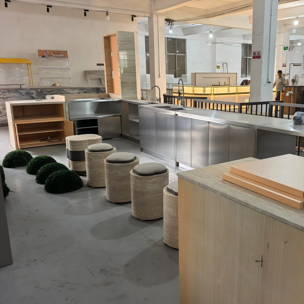Retail Store store display project in Asia / China — photo 5