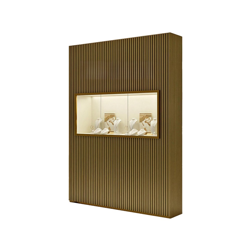Vitrina expositora de pared DC-78 en listones de madera estriada color bronce oscuro con una ventana expositora de cristal iluminada empotrada, sobre fondo blanco