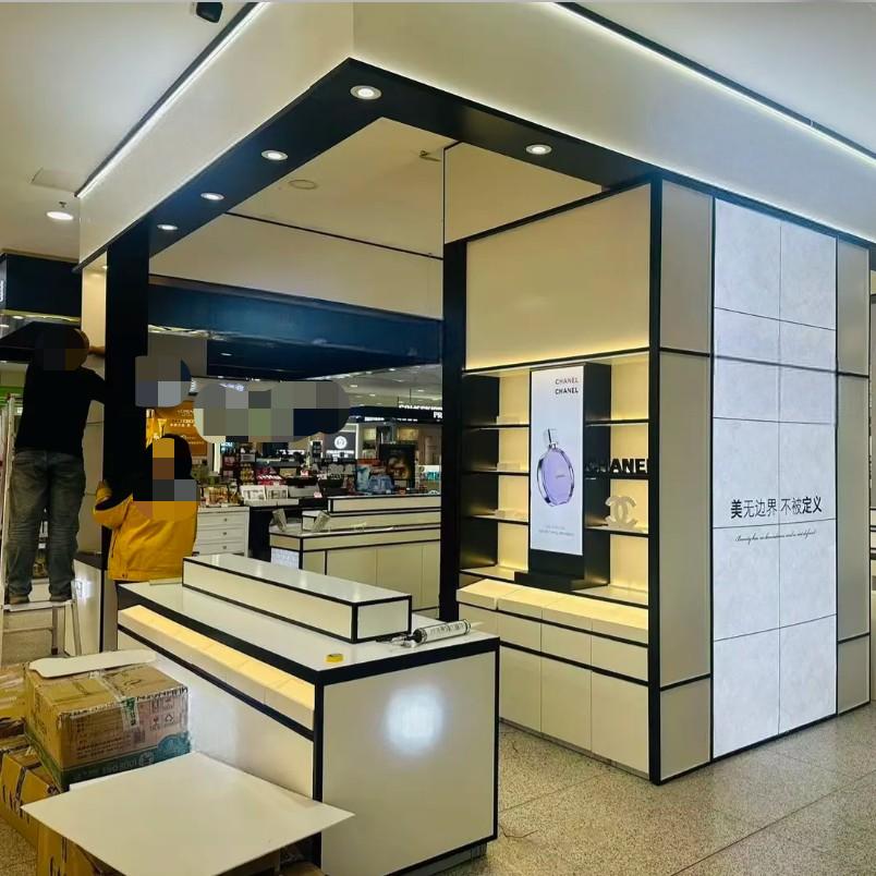 Makeup Kiosk BS-12 — kiosk counter and poster panel