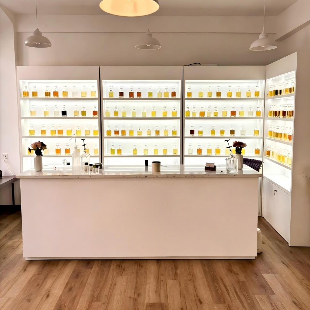 Cosmetic Beauty Shops store display project in Asia / China